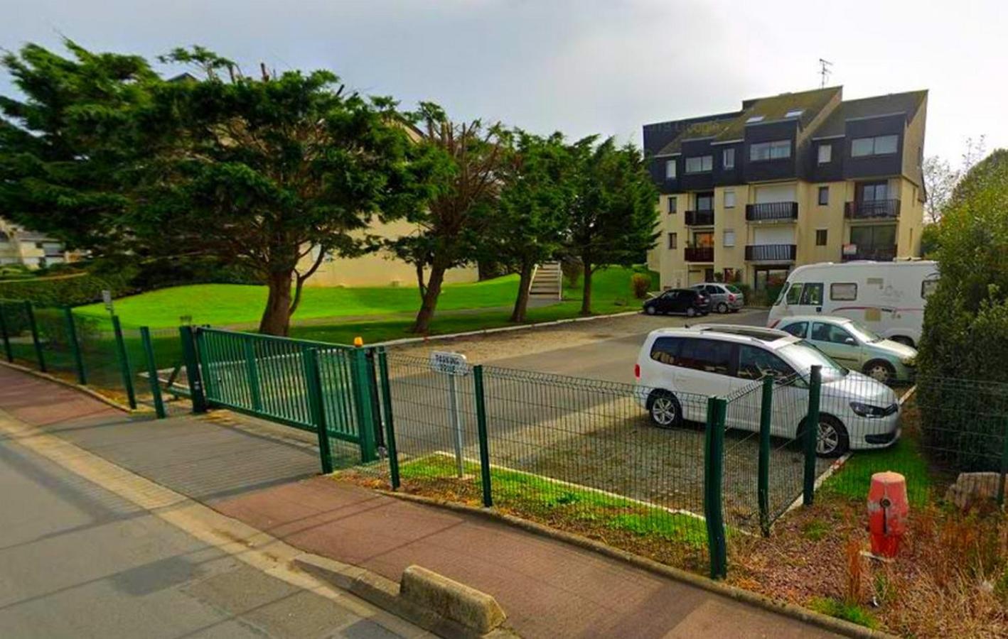Studio Proche Plage - Parking Gratuit Et Prive - Terrasse Et Petit Jardin Cloture 库尔瑟勒·苏尔·梅尔 外观 照片